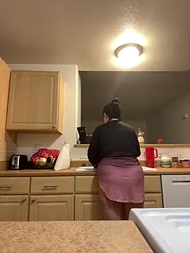 Snapshot of AlyssiaAmoreXO chatting on 12-14-25, 02:22 AlyssiaAmoreXO online show from 12-14-25, 02:22