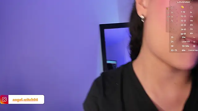 Snapshot of angel_witch chatting on 12-12-24, 02:44 angel witch online show from 12-12-24, 02:44