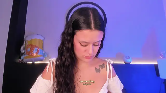 Snapshot of angel_witch chatting on 01-24-25, 08:00 angel witch online show from 01-24-25, 08:00