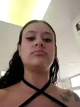 Snapshot of angel_witch chatting on 01-29-25, 06:18 angel witch online show from 01-29-25, 06:18