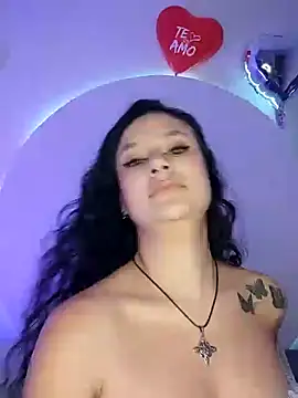 Snapshot of angel_witch chatting on 02-17-25, 06:15 angel witch online show from 02-17-25, 06:15