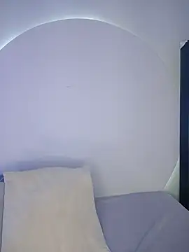 Snapshot of angel_witch chatting on 02-27-25, 06:42 angel witch online show from 02-27-25, 06:42