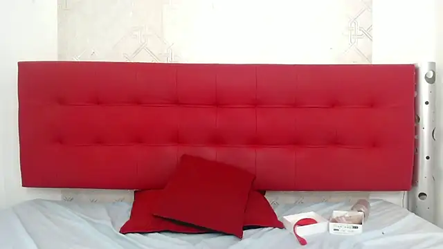 Snapshot of Celestial_Queen_ chatting on 02-24-25, 03:20 Celestial Queen  online show from 02-24-25, 03:20