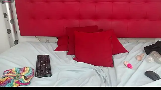 Snapshot of Celestial_Queen_ chatting on 03-03-25, 11:00 Celestial Queen  online show from 03-03-25, 11:00