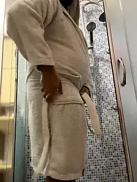 Dikkiduohottt online show from 10-29-25, 04:20