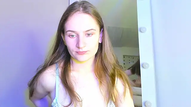 Snapshot of L1ittle_kitty_ chatting on 10-10-25, 05:39 L1ittle kitty  online show from 10-10-25, 05:39