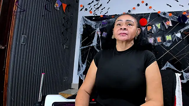 Snapshot of cloee-rabbyt chatting on 11-04-25, 11:20 cloee-rabbyt online show from 11-04-25, 11:20