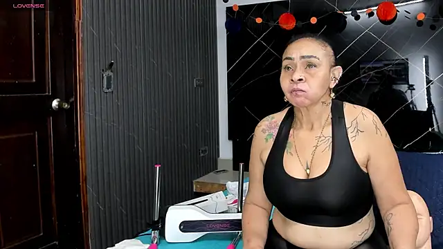 Snapshot of cloee-rabbyt chatting on 11-07-25, 11:21 cloee-rabbyt online show from 11-07-25, 11:21