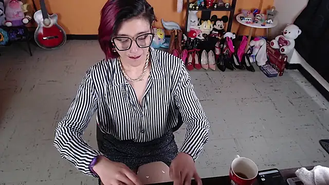 MissMiia2 online show from 01-17-25, 04:57