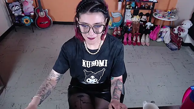 MissMiia2 online show from 01-22-25, 05:17