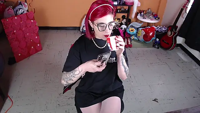 MissMiia2 online show from 03-07-25, 12:56