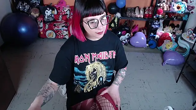 MissMiia2 online show from 10-12-25, 02:27