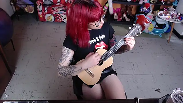 MissMiia2 online show from 02-11-26, 08:03