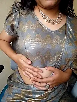 Snapshot of Indianhyna chatting on 09-16-25, 07:20 Indianhyna online show from 09-16-25, 07:20