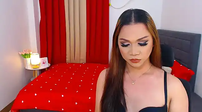 Snapshot of Carladiamondxx chatting on 12-15-24, 05:13 Carladiamondxx online show from 12-15-24, 05:13