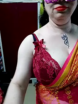 Snapshot of Raja_Ranii chatting on 12-06-24, 02:49 Raja Ranii online show from 12-06-24, 02:49