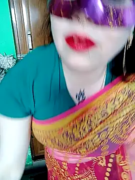 Snapshot of Raja_Ranii chatting on 01-09-25, 04:41 Raja Ranii online show from 01-09-25, 04:41