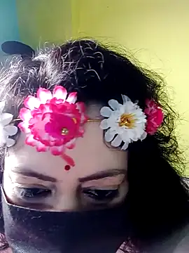 Snapshot of Raja_Ranii chatting on 02-23-25, 07:11 Raja Ranii online show from 02-23-25, 07:11