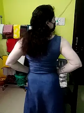 Snapshot of Raja_Ranii chatting on 03-01-25, 06:35 Raja Ranii online show from 03-01-25, 06:35