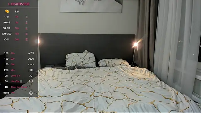 jesssicamooon online show from 10-29-25, 06:42