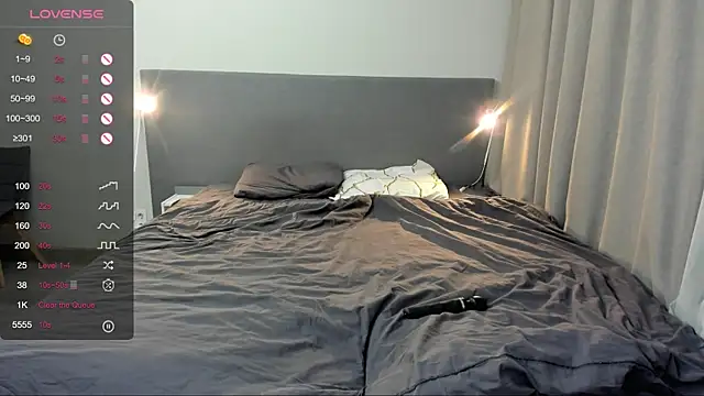 jesssicamooon online show from 12-04-25, 07:33