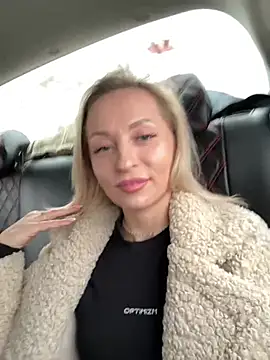 Diamond Bunny  online show from 02-27-26, 01:22