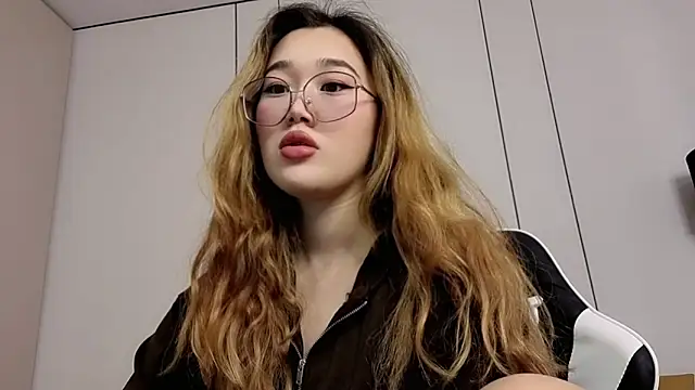 Jennatyan online show from 02-22-26, 06:13