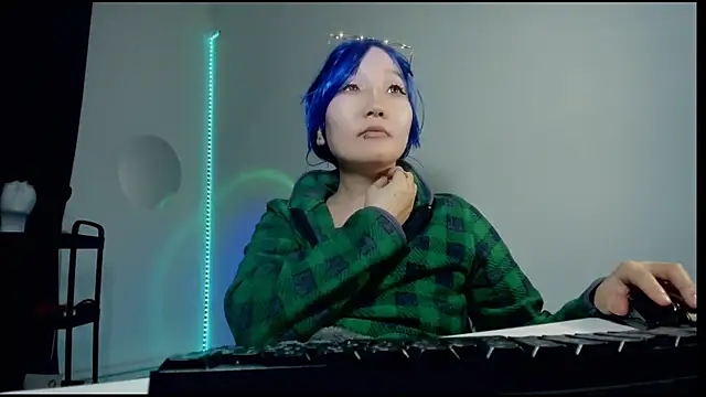 himeros goddess online show from 01-17-25, 10:00