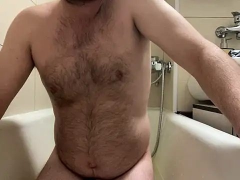 Snapshot of mesetti chatting on 12-14-24, 10:13 mesetti online show from 12-14-24, 10:13