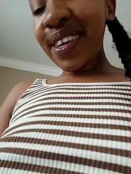 Snapshot of CocoSexyBabe chatting on 01-20-25, 02:46 CocoSexyBabe online show from 01-20-25, 02:46