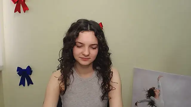  SusieSu  online show from 01-19-25, 10:39