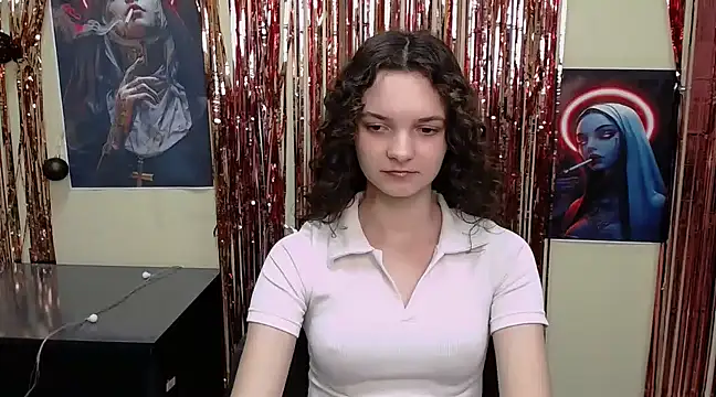  SusieSu  online show from 03-09-25, 04:44