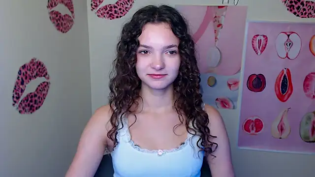  SusieSu  online show from 09-28-25, 06:19