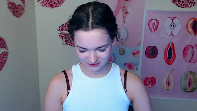  SusieSu  online show from 10-03-25, 06:32