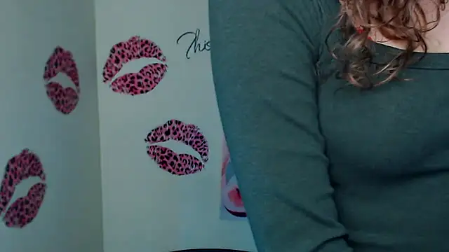 Snapshot of _SusieSu_ chatting on 01-13-26, 07:13 SusieSu online show from 01-13-26, 07:13