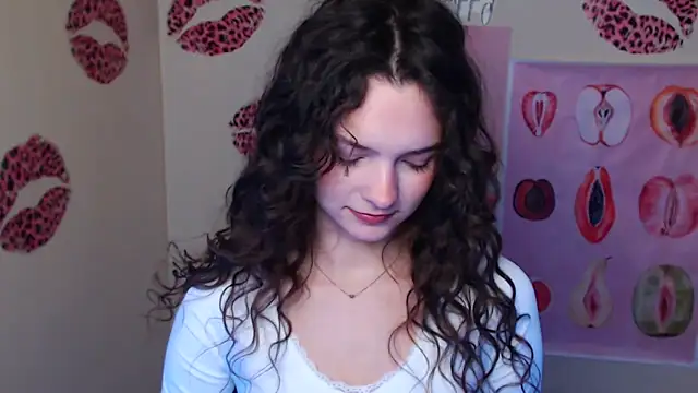 Snapshot of _SusieSu_ chatting on 02-03-26, 01:27 SusieSu online show from 02-03-26, 01:27