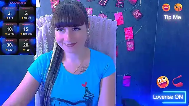 Snapshot of Violla_My chatting on 06-18-26, 05:41 Violla My online show from 06-18-26, 05:41
