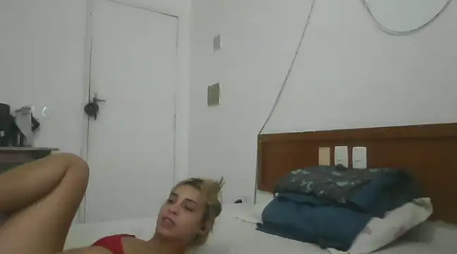 Gabrielleof online show from 12-31-24, 01:08