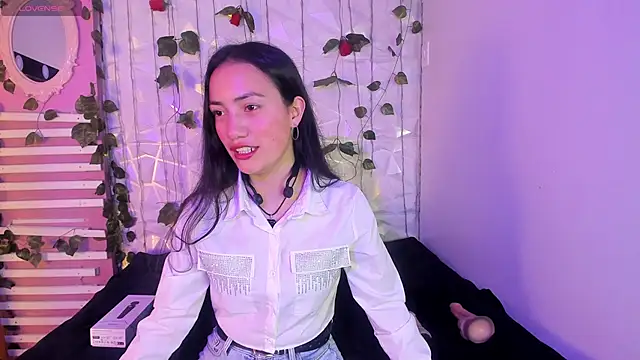 Scarlett  Fox   online show from 02-01-25, 07:23