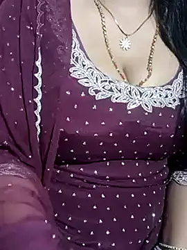 Snapshot of Anamika_Kapoor chatting on 03-11-25, 07:03 Anamika Kapoor online show from 03-11-25, 07:03