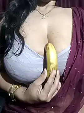 Snapshot of Anamika_Kapoor chatting on 03-19-25, 10:20 Anamika Kapoor online show from 03-19-25, 10:20