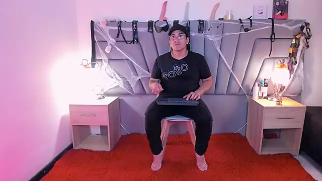 Vale n Matt online show from 10-29-25, 03:42