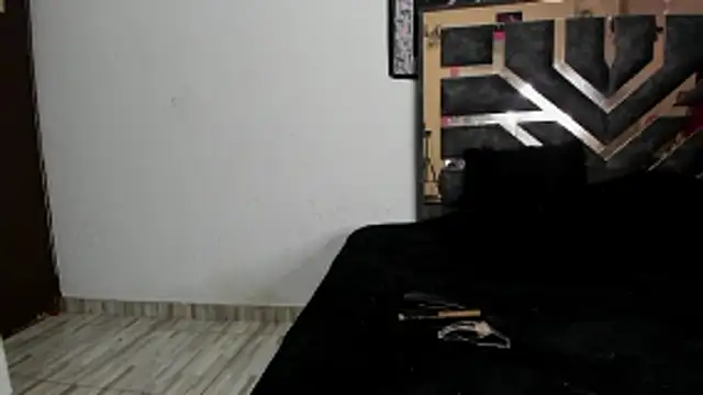 little cataleya online show from 10-15-25, 06:52