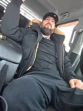 Snapshot of Beardedtattood chatting on 02-14-26, 12:57 Beardedtattood online show from 02-14-26, 12:57