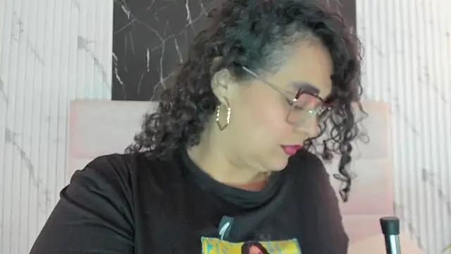 Reginavegaa online show from 04-08-26, 11:43