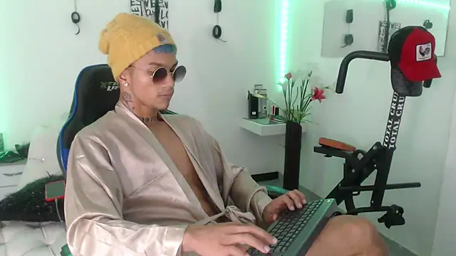 Leonard Price online show from 02-22-25, 02:06