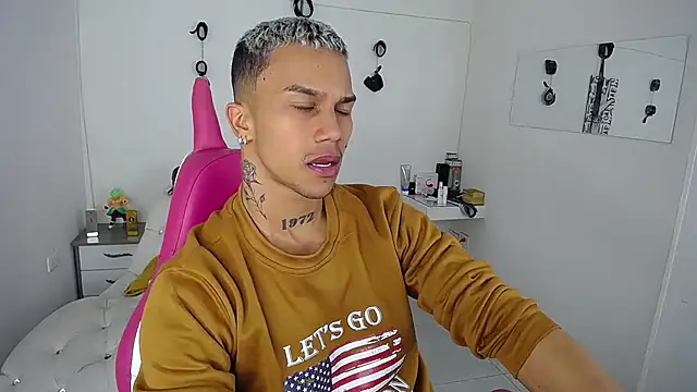 Leonard Price online show from 09-15-25, 07:41