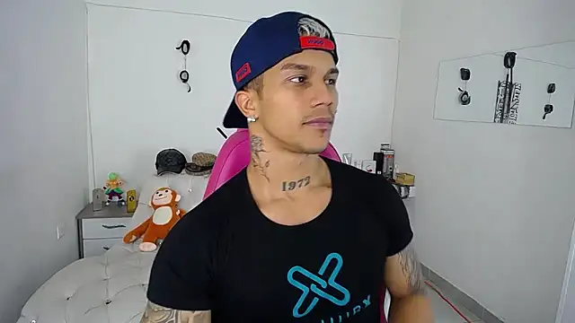 Leonard Price online show from 09-29-25, 01:33