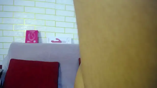 ricura mily online show from 10-28-25, 03:32