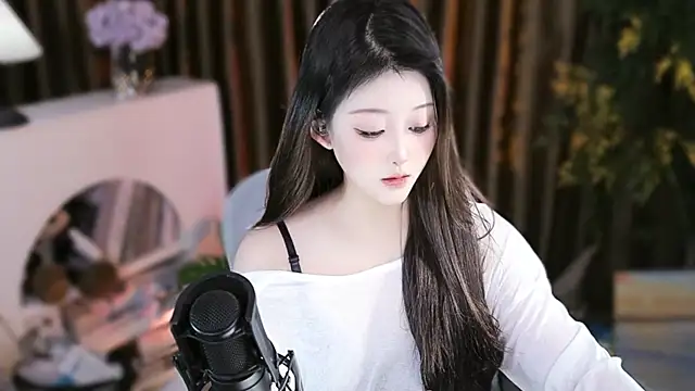 Arwyn-rr online show from 11-13-25, 11:31